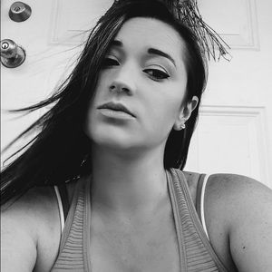 Meet your Posher, Shalee